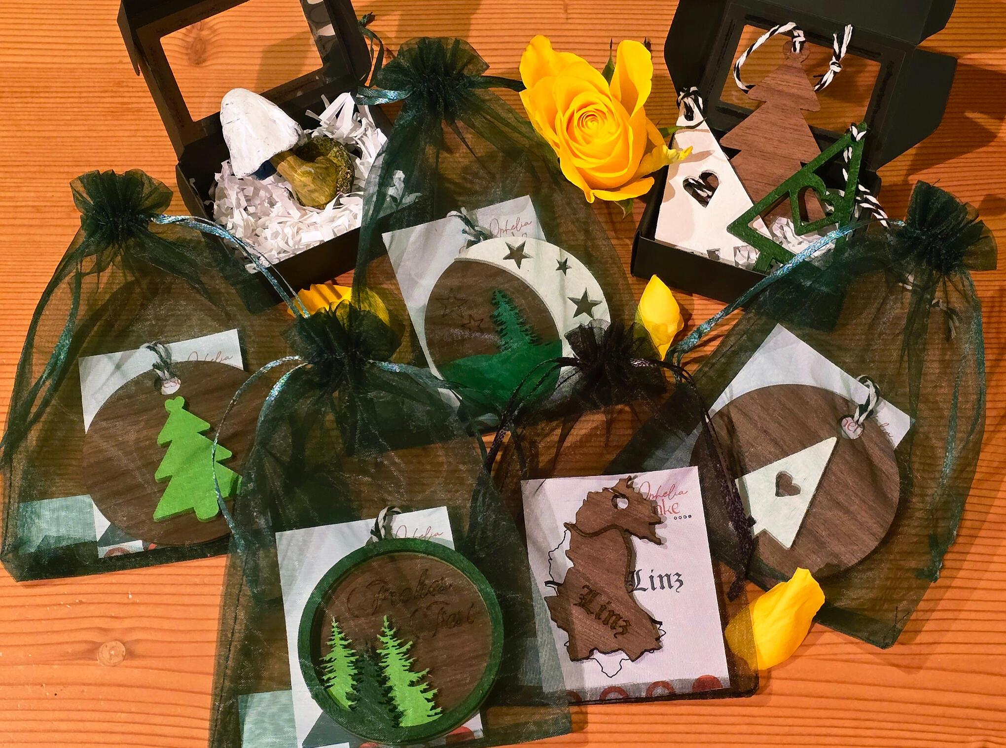 Ophelia Geschenke Logo